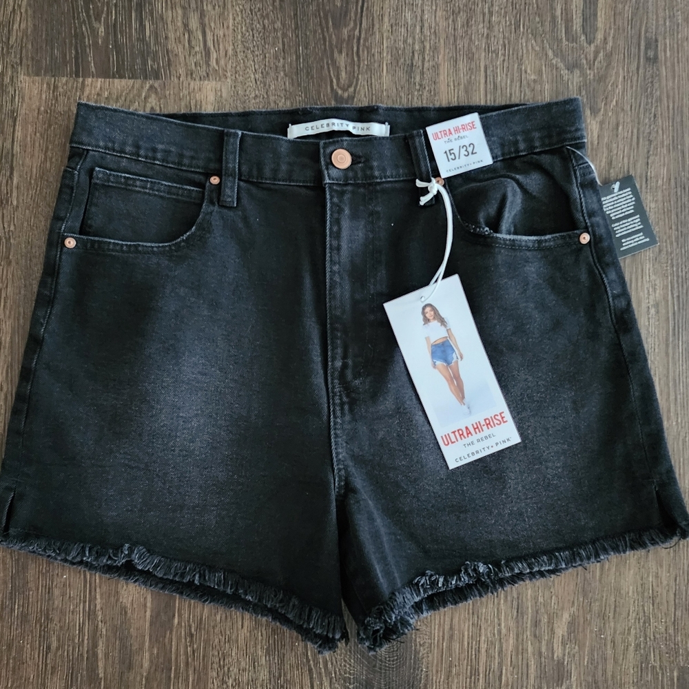 Celebrity Pink Juniors Black Denim Shorts Frayed Hem Ultra Hi-Rise Size 15/32